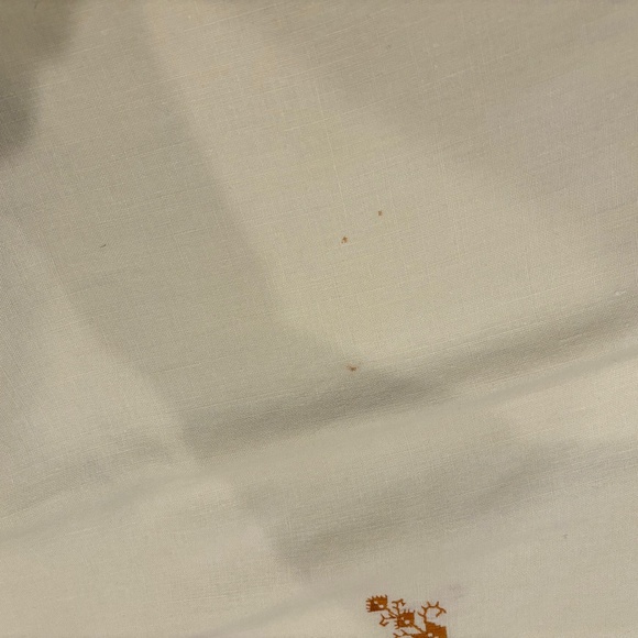 Gorgeous Vintage Embroidered Cross Stitch Cutwork Linen Tablecloth - Picture 8 of 10